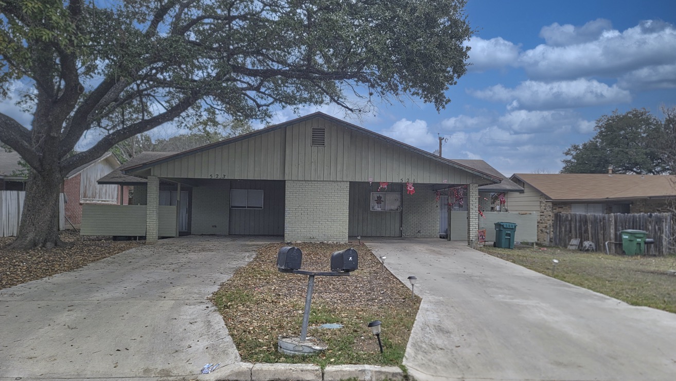 523 Southtrail60218 144615